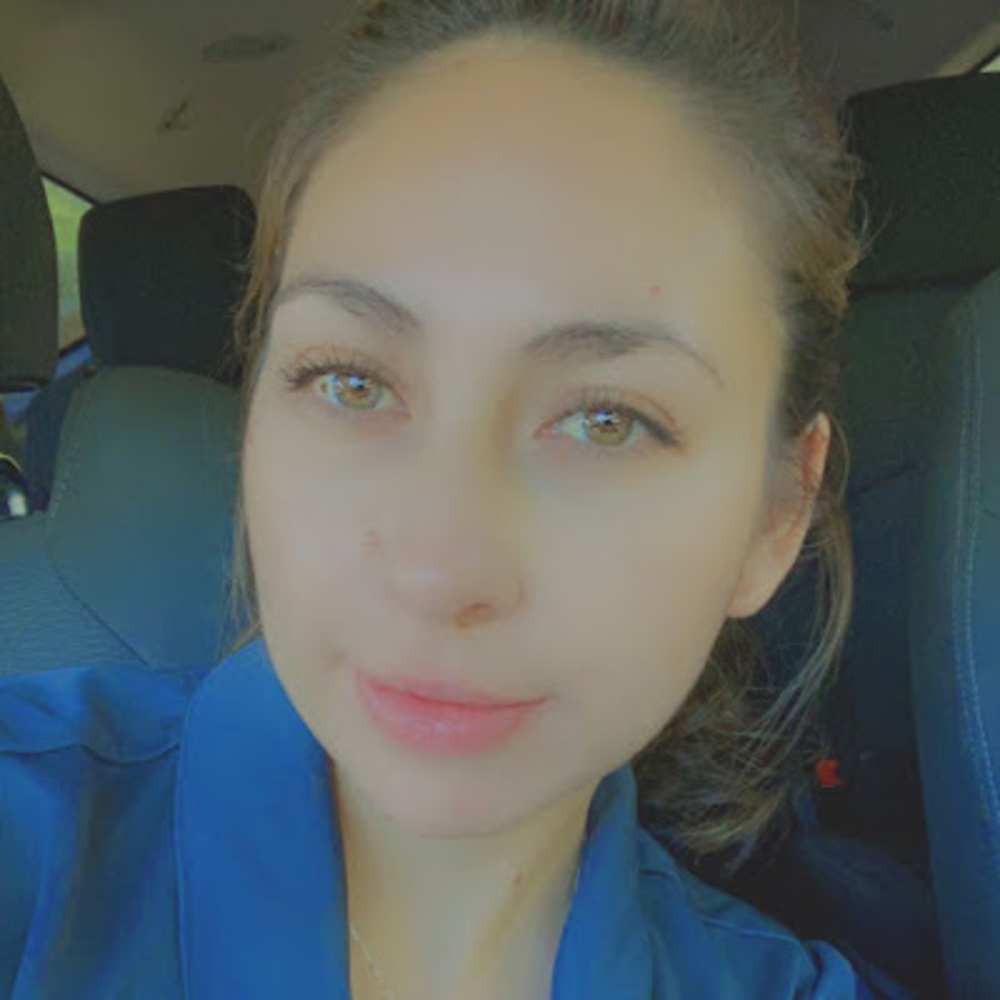 Meet your Posher, Nathaly